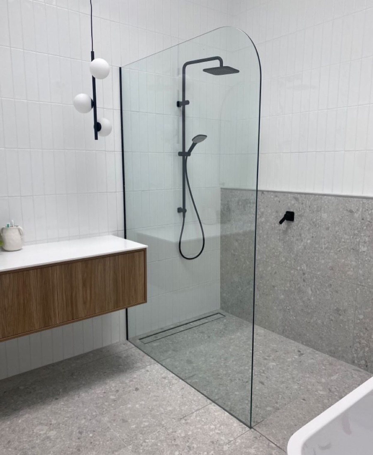 Modern Minimalist Shower